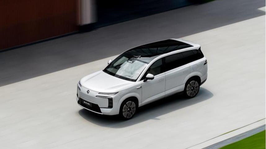 重塑大六座SUV市场新格局，腾势N8L以31.98万起正式开启预售