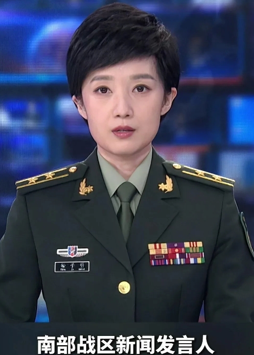 就在刚刚，东方大国震怒！
8月3日至4日，南部战区海军展开了一次高强度行动：驱逐