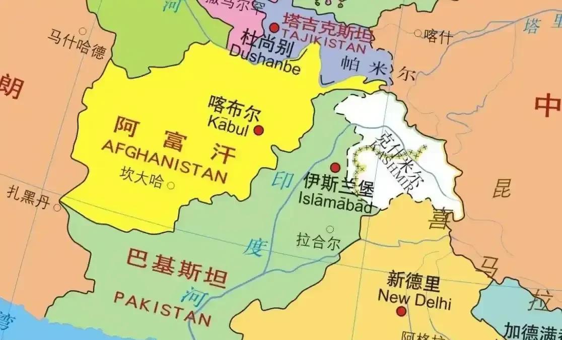 巴基斯坦真是一个奇葩的国家，明明与印度的关系本就不好，还时不时发生冲突，然而让人