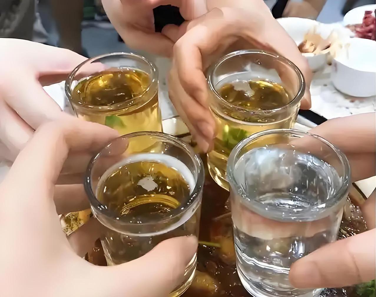 国庆节本想去城里逛逛的，结果老天不作美，偏偏这个时候下雨，最后也没有去成？
逛不