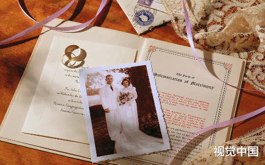 为和初恋私奔老公诈死二十年，伙同白眼狼子女将我气死后我重生了