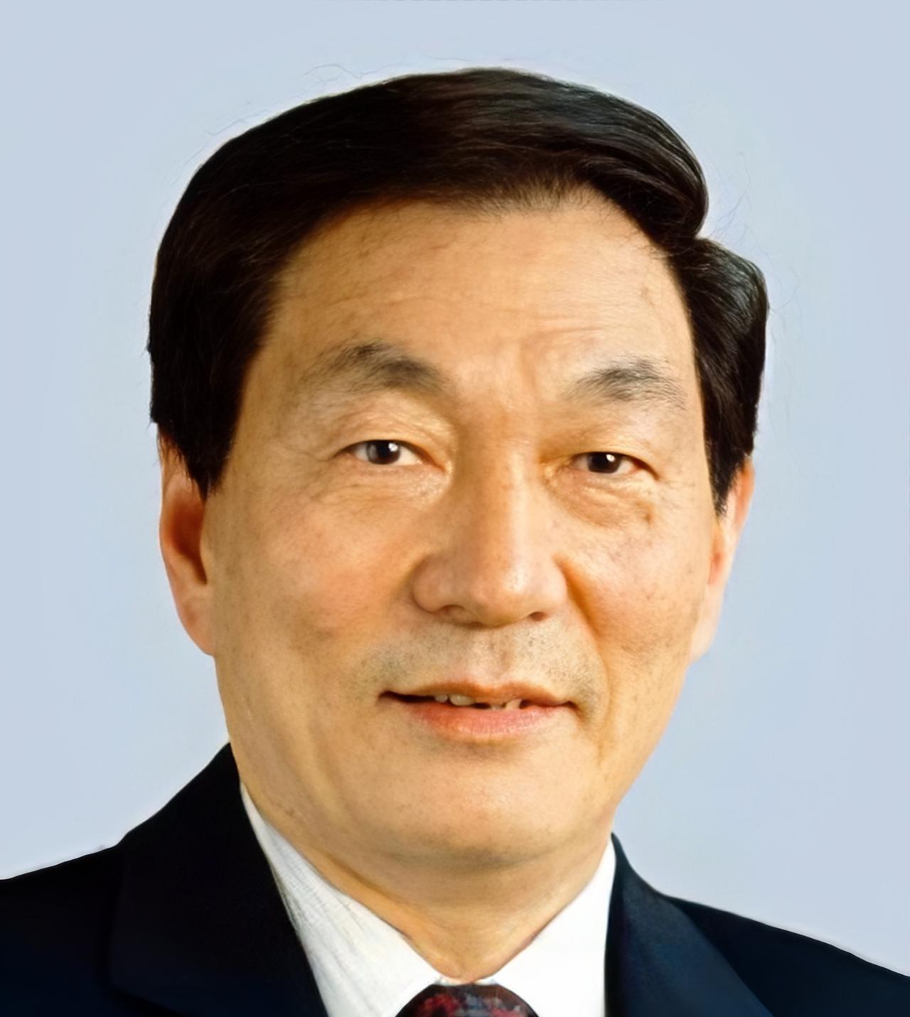 #MCN双量进阶计划#朱镕基的能力举世公认，他担任上海市委书记期间，带领上海经济