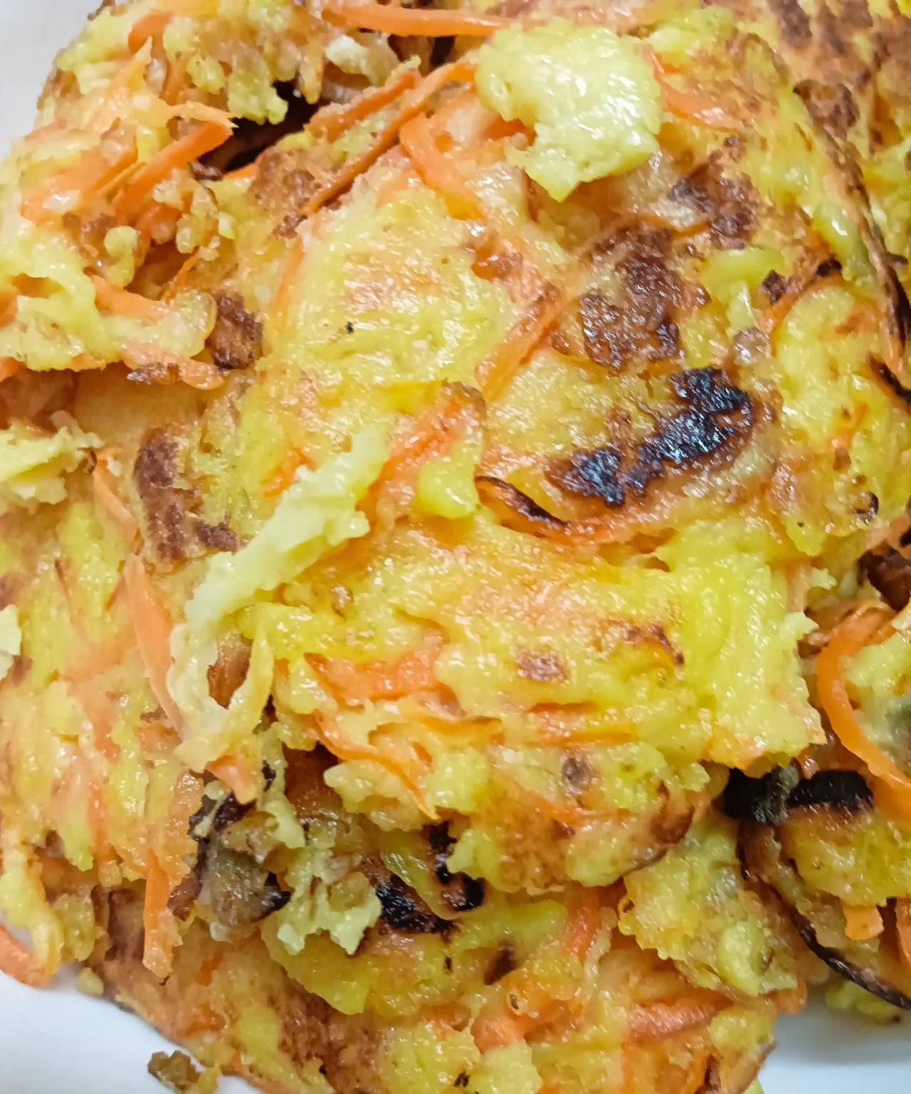 昨晚去逛超市，发现面粉搞特价，只要2.16元一斤。婆婆就说那么便宜，买一点回去吧