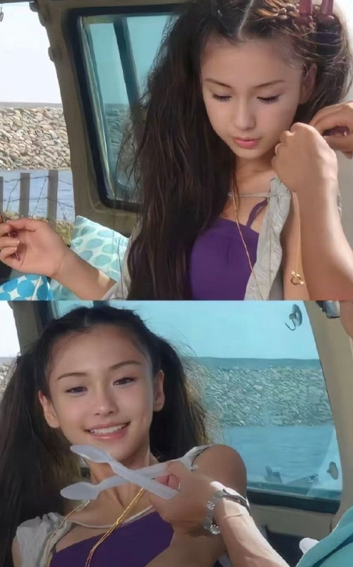 看看她16岁的样子就知道了，原生态就是美！ ​​​