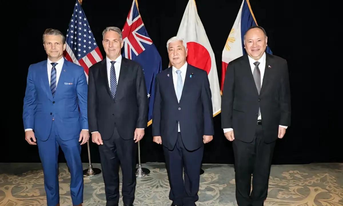 美国财政部长
贝森特表示
战后20年
乌克兰经济
将超过俄罗斯
但中国将不被允许