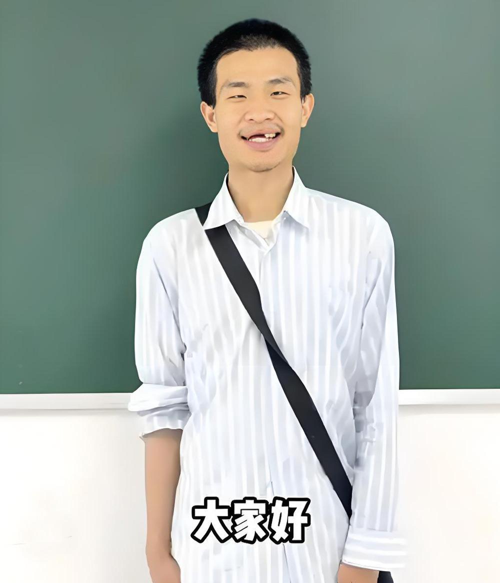大家都在追韦东奕，把他推上了神坛，其实，中国还有一位数学界大神，比他更牛！
谁呢