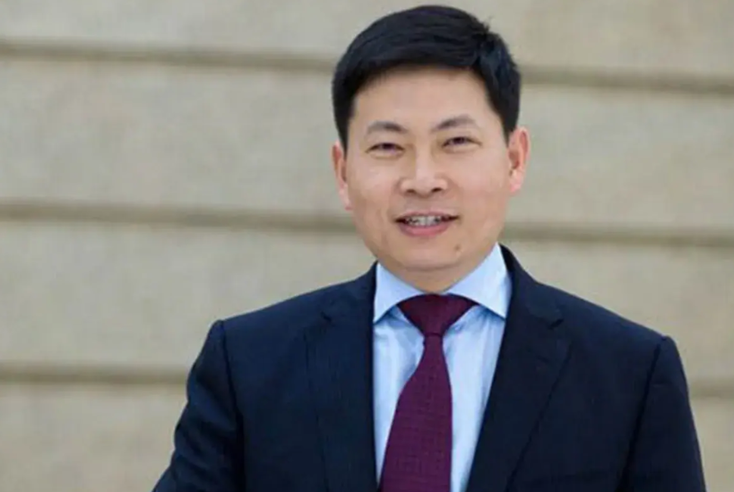 8月15日，华为甩出一张王炸——MatePad 11.5 S。

表面看是台普通