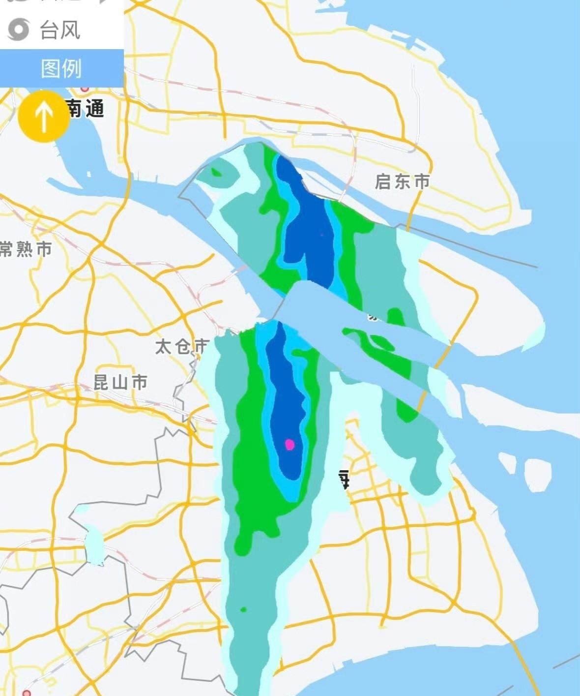 活久见，以为昨天台风过掉没事了，今天下班时间又突然一场大暴雨，出地铁站直接傻眼，