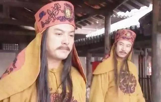 1848年5月，韦昌辉有些醉意，便安置胡以晃和洪仁发二人休息，回到房中，韦昌辉的