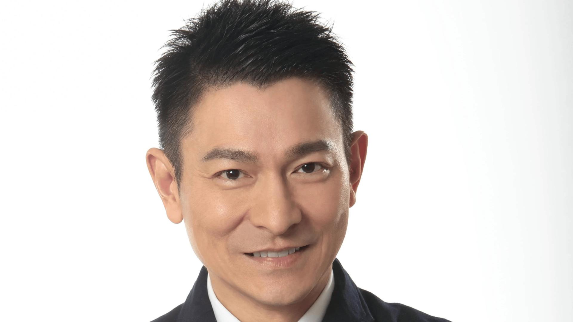 天王也逃不过的中年生育困境？