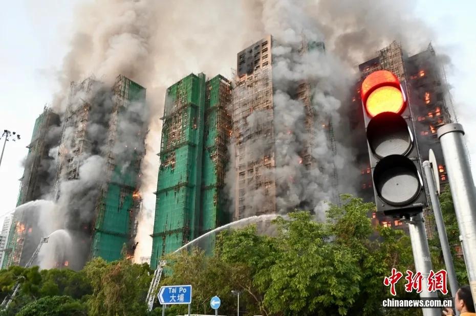 香港火灾已造成151人遇难, 另有30多人失联