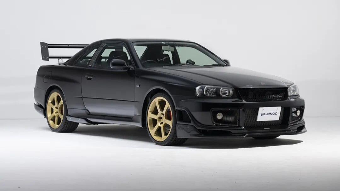 这台看似普通的R34 GT-R其实并不普通，它的售价超过400万元人民币