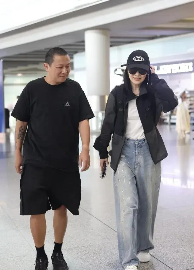 梅婷怎么找了一个纹身老公
