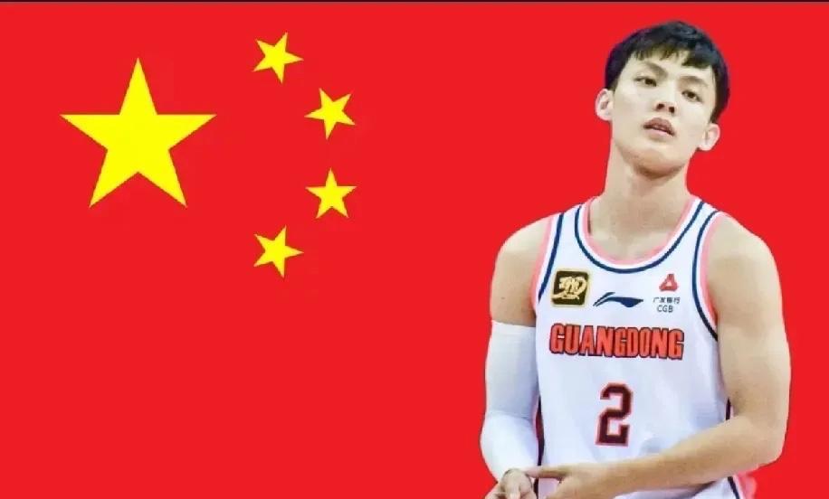 徐杰生涯打了7个赛季赚了多少钱？

第一份，2年赚了 40万元，广东男篮

第二