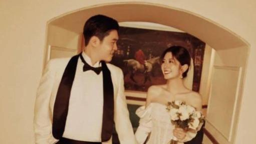 TVB知名女星官宣怀二胎，闪婚富二代生女，短暂复出半年再当妈