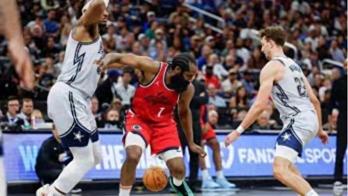 快船惨败魔术，哈登31+5+9，本场谁拉胯？