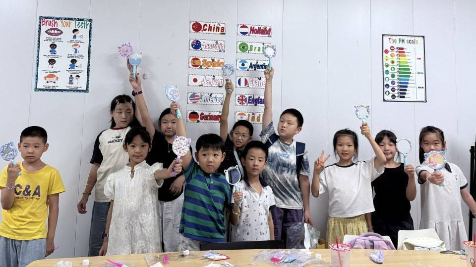 “胶”住甜蜜，“镜”显创意——三六六奶油胶镜子手作课堂