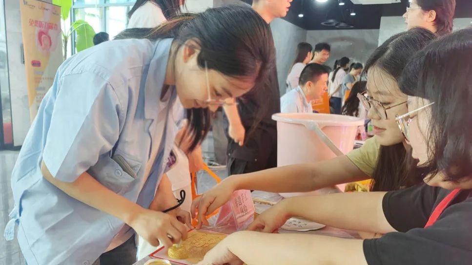 市市如益·“ues合作社”益企集市丨聚心为善，光暖人心，聚光科技专场活动举行