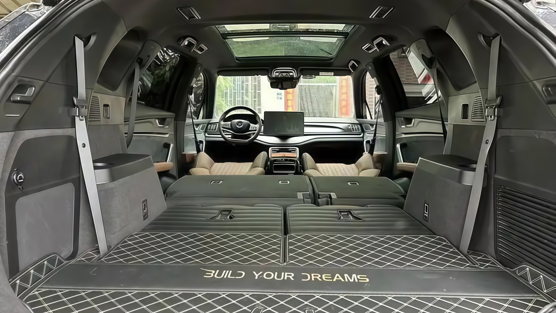 买比亚迪唐都有哪些好处呢？看完这七点之后，再来考虑要不要买