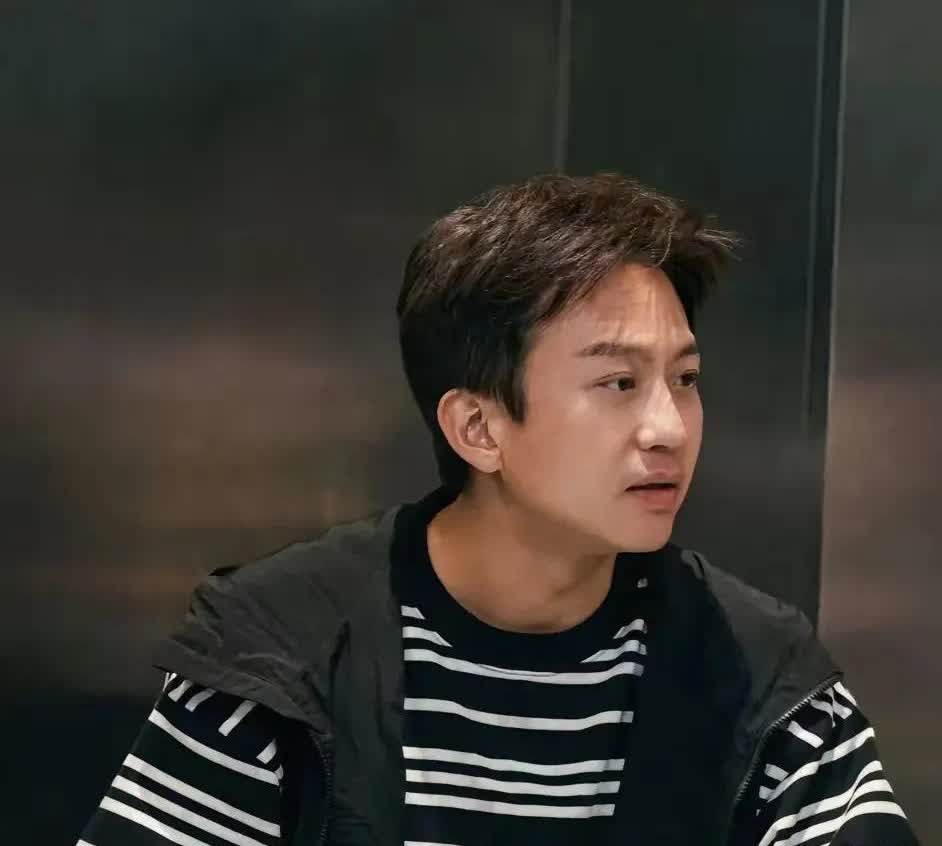 孙俪深夜发长文
邓超给所有男人上了一课
原来他们并非
​
​婚姻哪有百分