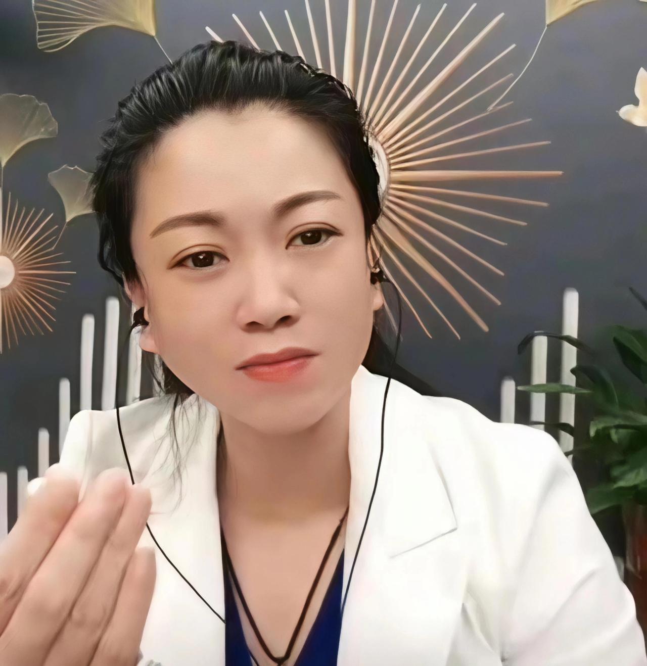 如今的年轻人究竟怎么了？
8月29日，年仅39岁的优秀律师陈才骤然离世。
8月3