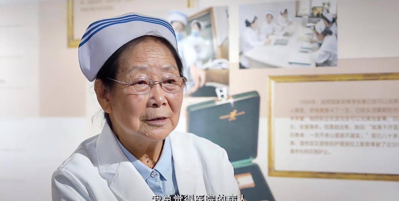 别寒了86岁老人的心
对于86岁护士李桂美坚守岗位，引起了巨大的争议，但无论大家