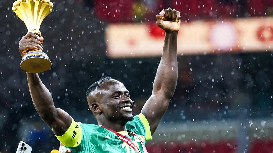 率队夺冠+喜提MVP！谦逊巨星的荣誉和人品都拉满了