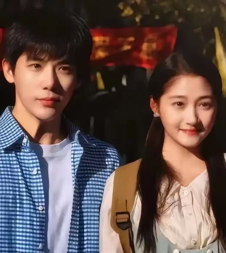 为了王安宇放弃鹿晗？
如果真是这样的话，
只能说关晓彤这姑娘福薄了！


