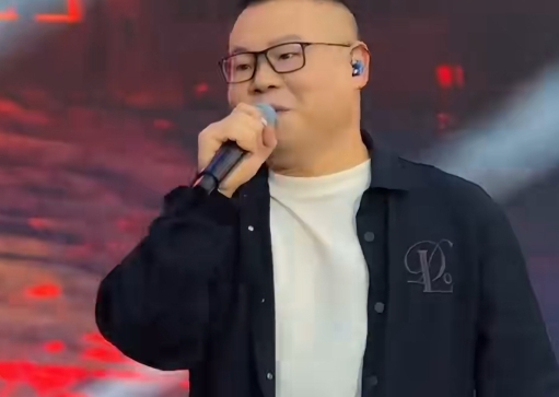 岳云鹏演唱会票价1580，林忆莲才卖980元。到底是哪些冤大头在抢票啊？从380