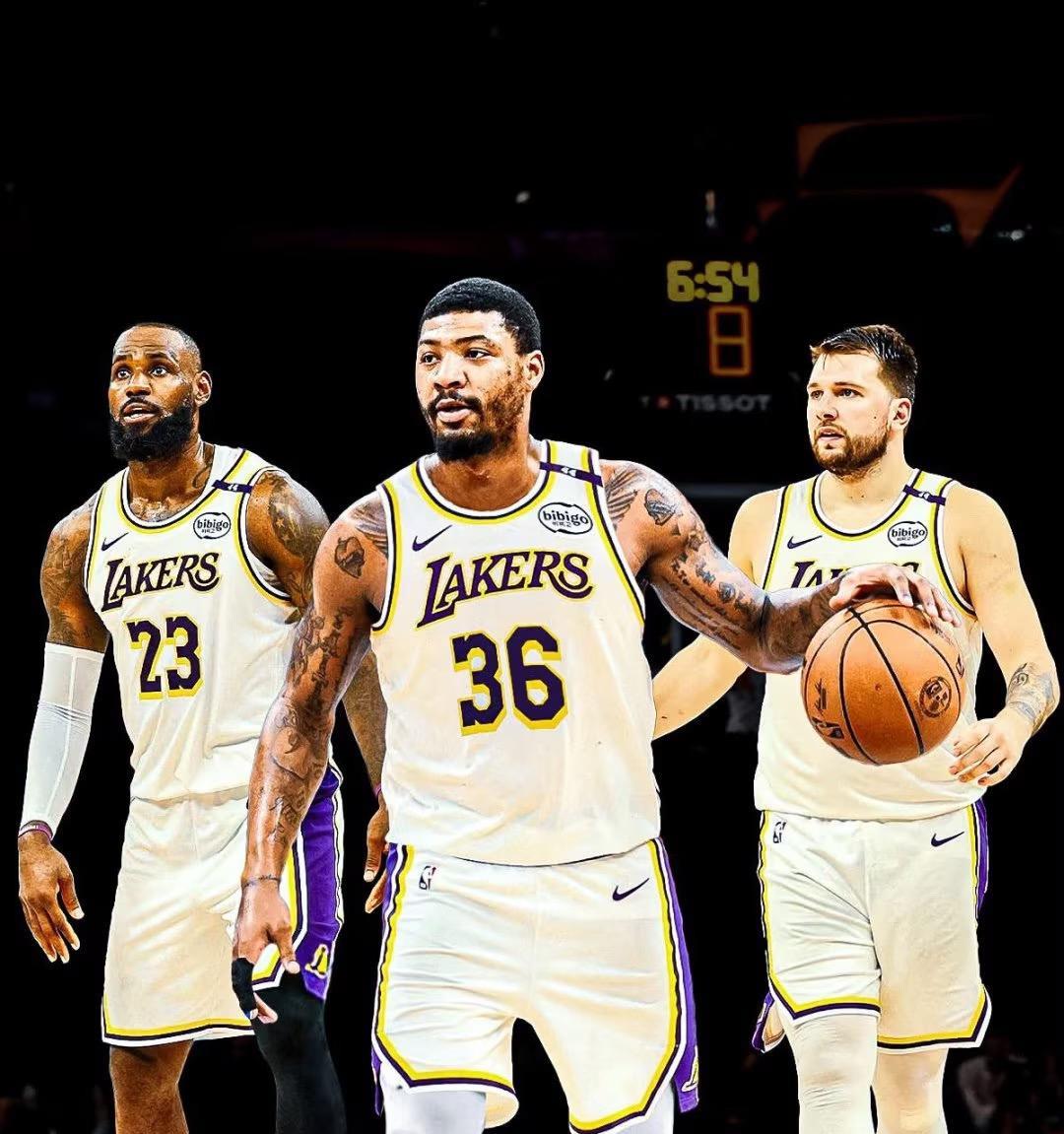 7月20日湖人三剑客正式启航，湖人距离总冠军不远了，一夜醒来，对于湖人球迷来说想