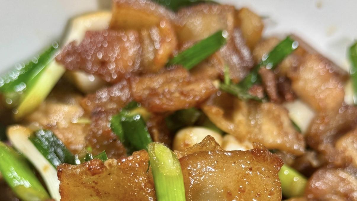 五花肉新吃法！干香干香，越嚼越上头