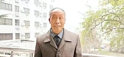 1968年，陕西一少年将自己在河里捡到的“皇后之玺”捐献给国家，得到20元奖励，