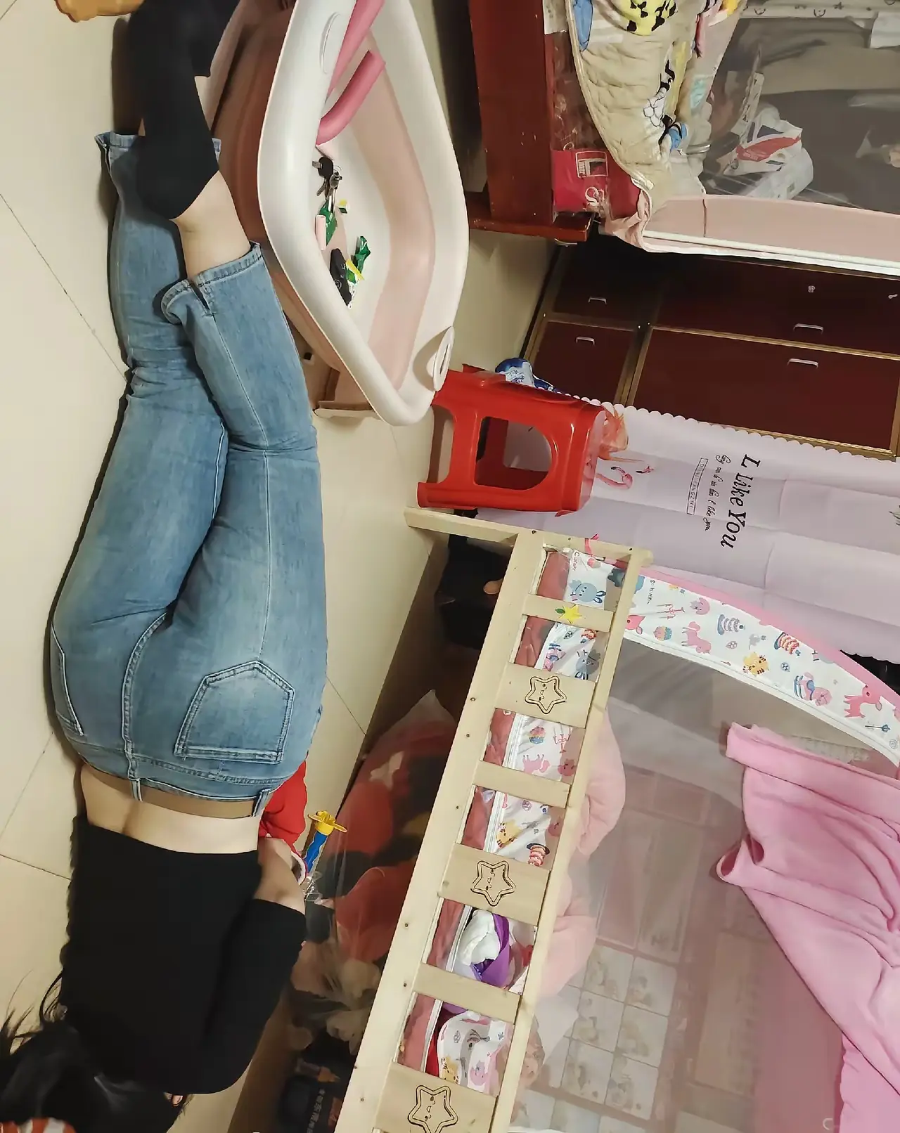 现在的社会还有不喝酒、不打牌、不抽烟的女生吗？