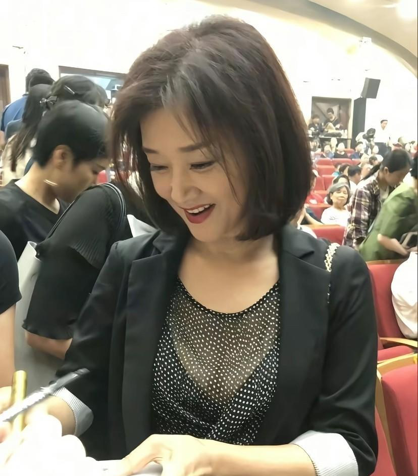 销声匿迹10年！还有多少人认识她～