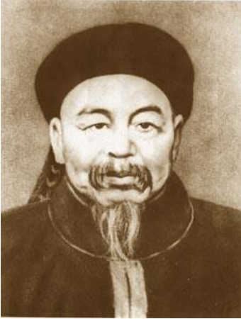 “哪怕是老夫去借钱，也一定要收回新疆的166万土地！”
说完这句话，64岁的左宗