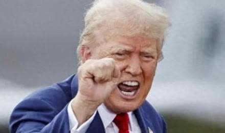 特朗普和梅德韦杰夫较了几天劲，打了几天口水战，可能是特朗普说不过了，认为梅德韦杰