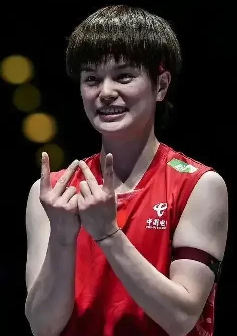 #中国羽毛球公开赛# 最新战报
北京时间7月24日，2025中国羽毛球公开赛展开