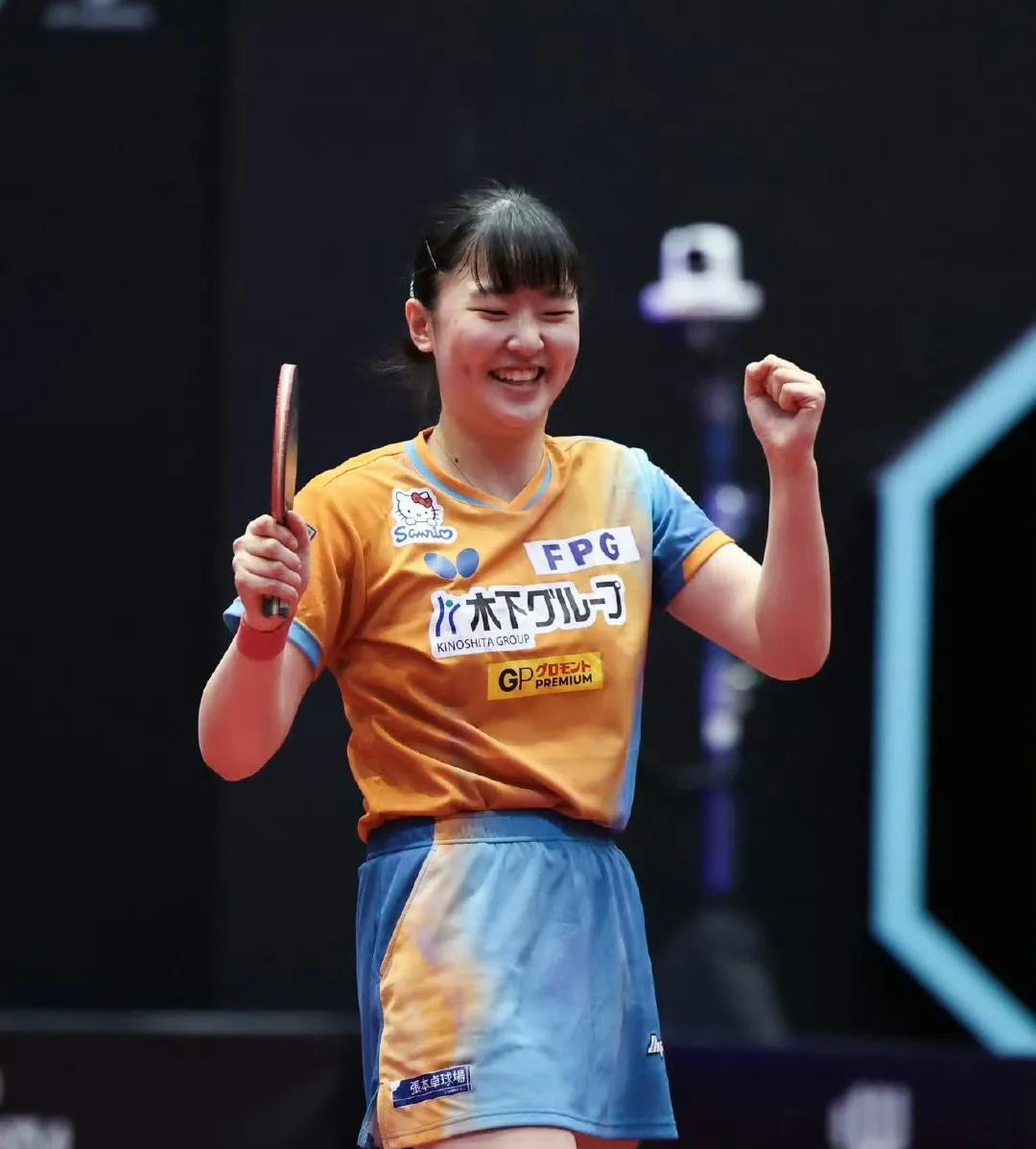 张本美和4比2郑怡静（4，8，-6，-5，8，4）