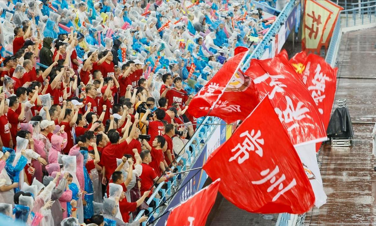 为什么“川队”最弱，连进一个球都很困难？
对于职业球员，不少人有理解上的误区，认