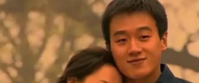 2010年邓超和孙俪大婚，佟大为喝得烂醉，邓超疑惑：“兄弟，我结婚你怎么喝成这样