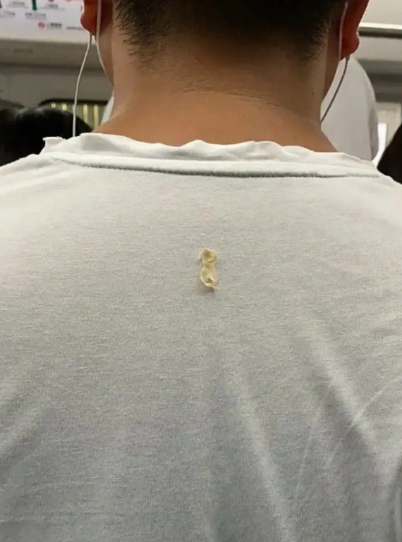 这么热的天，乔丹都受不了了