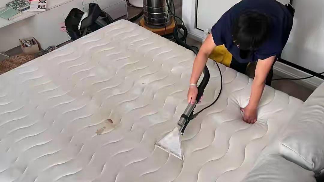 卧室里影响睡眠和健康的3种东西，很多人不在意，是真有讲究