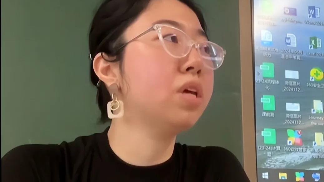 教师停课惩治学生之间搞孤立，家长：就该这样管！