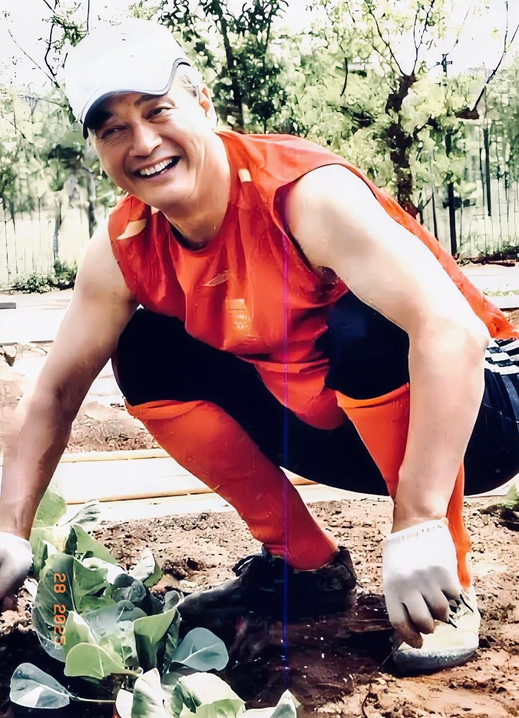 年轻的球迷可能不认识他，但是北京老球迷想必对董玉刚这个名字还是有印象的。
董玉刚