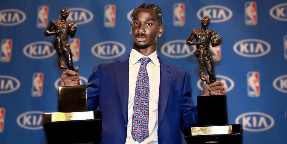 常规赛MVP奖杯还不公布更待何时！
北京时间5月21日，NBA季后赛的东西部分区