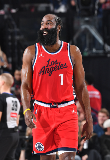 没了登哥的快船，全队28次失误的cba球队。有哈登可能别人的失误就没这么多，因为