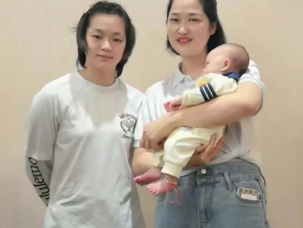 全红婵的近照，我感觉被人恶意ps了…… ​​​

大家都知道，技巧类项目需要