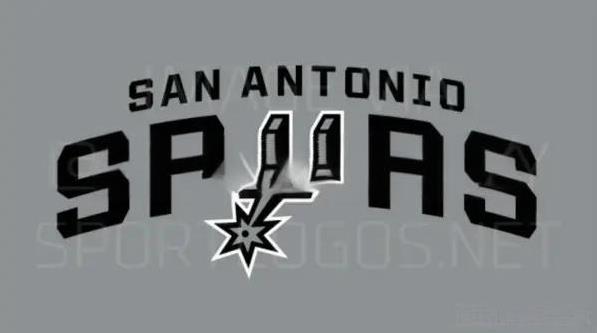 马刺本赛季阵容和2014夺冠阵容对比 有那么一点相似之处。
巴恩斯VS迪奥，巴恩