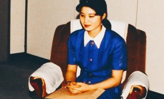 女特工炸飞机 害死一百多人











太可怕！飞机上竟藏着定时炸弹，