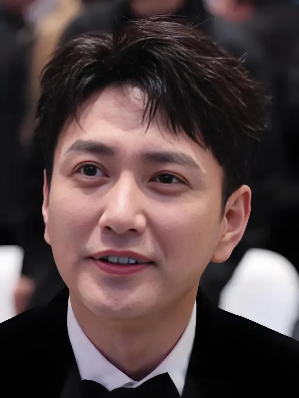 多读书真的很有用，
不信看看演员王仁君就知道了，
从《问苍茫》到如今的《浴血荣光